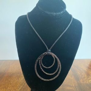 White House/ Black Market Necklace